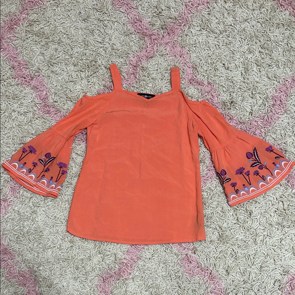 Girls adorable Cold-Shoulder Embroidered Bell-Sleeve Top - Coral